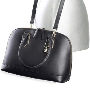 Hilary Hadley Faye Satche Purse